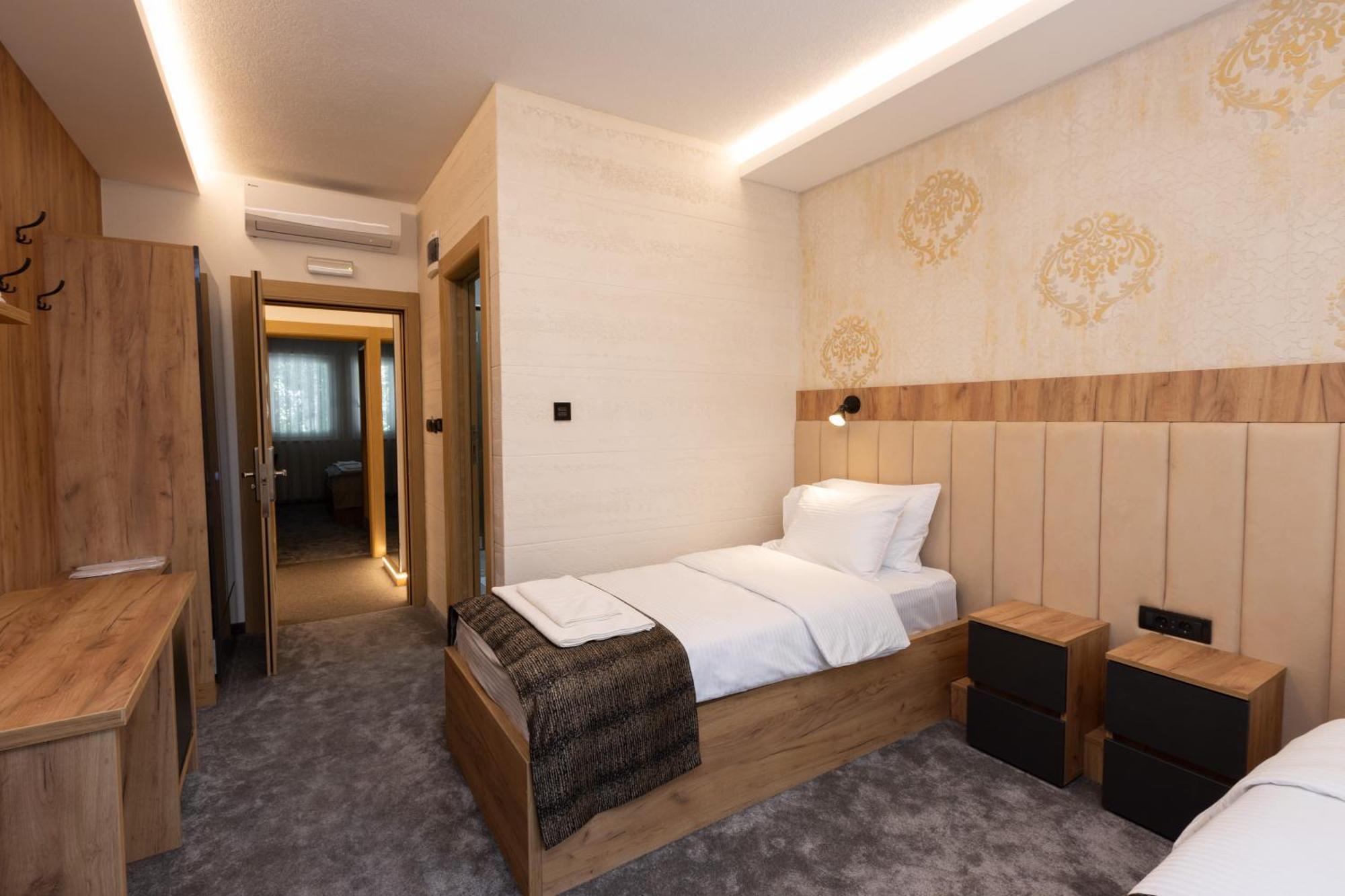 Hotel M Star Novi Pazar Exterior foto